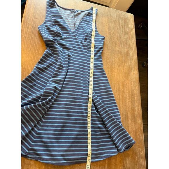 PETER SOM Design Nation Blue Striped Fit & Flare Dress Women's size 8 Preppy - Picture 7 of 7